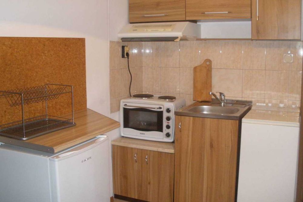 Дава се под наем Едностаен апартамент в Бургас, Възраждане - 35 кв.м за 125 € - Снимка #2