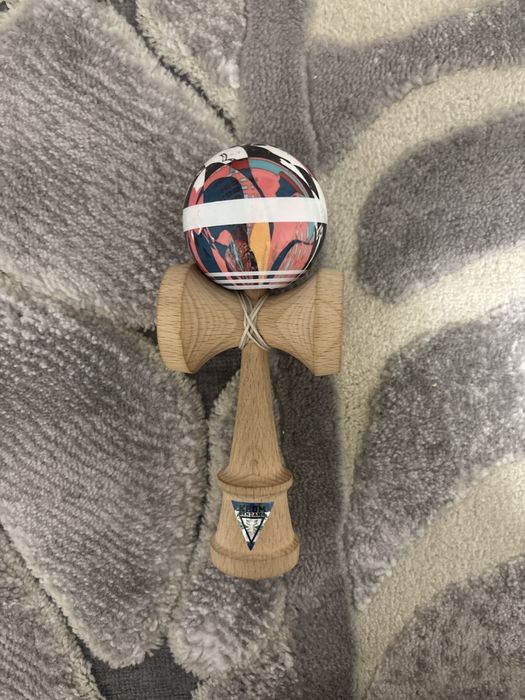 kendama krom noia 4