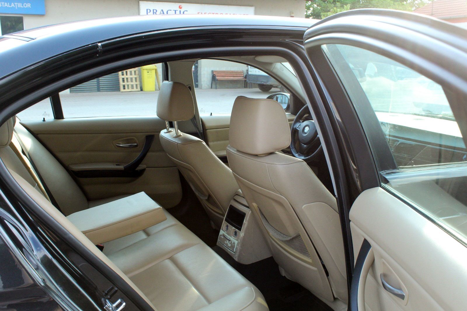 BMW E90 318d 2007