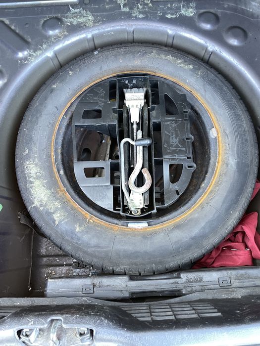 Peugeot Пежо 307 307sw 307cc Резервна Гума и Алуминиева