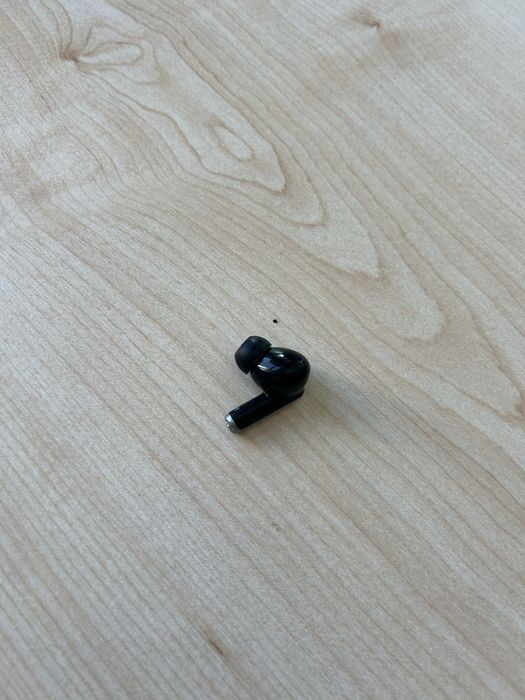 Casti wireless negre nefolosite! Noi!