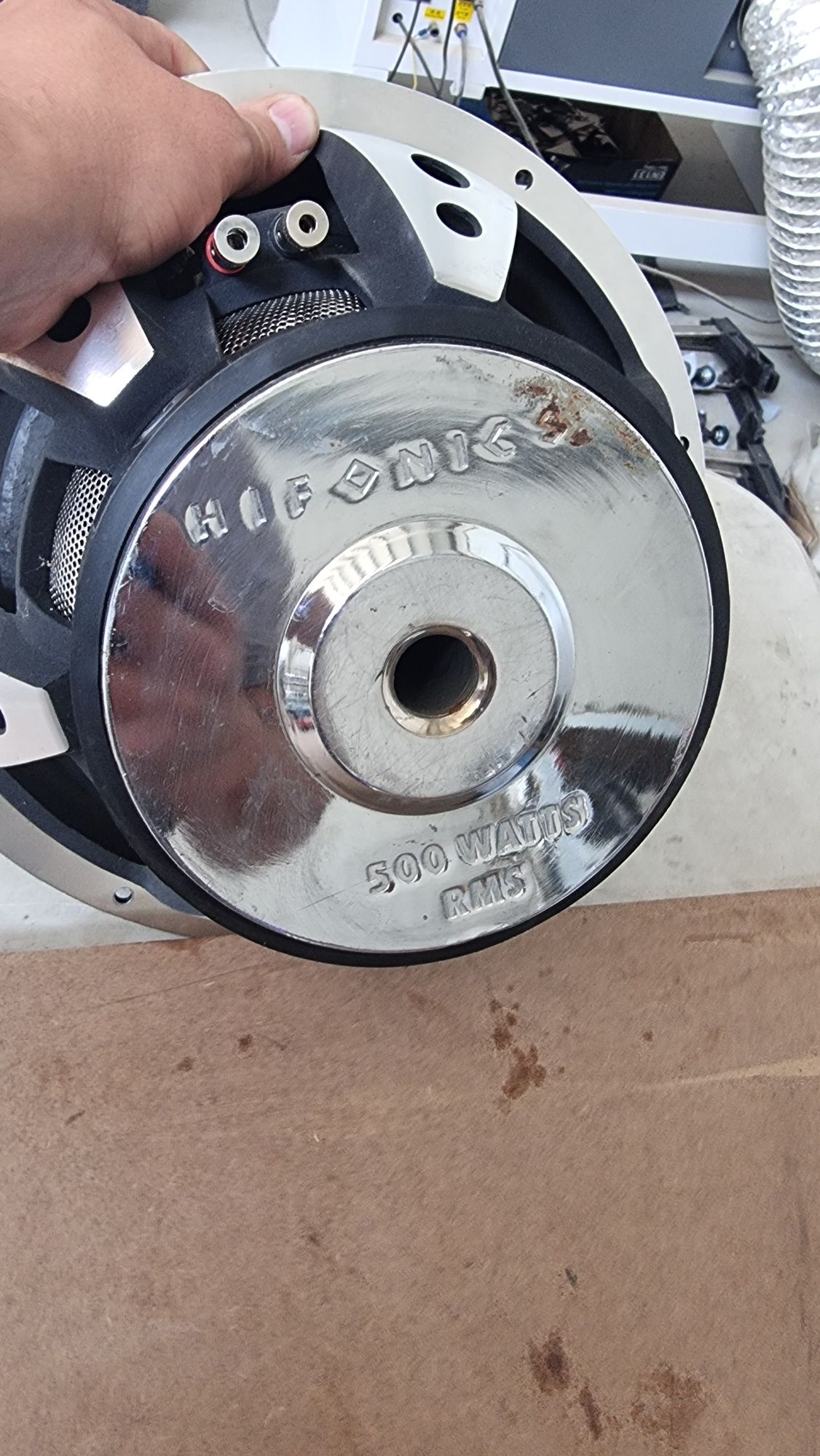 Субуфер hifonics 12"