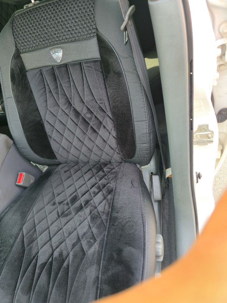 Gentra 2015 
Probeg 245.000
Kraska toza 100% 
Navaroti bor
Qi