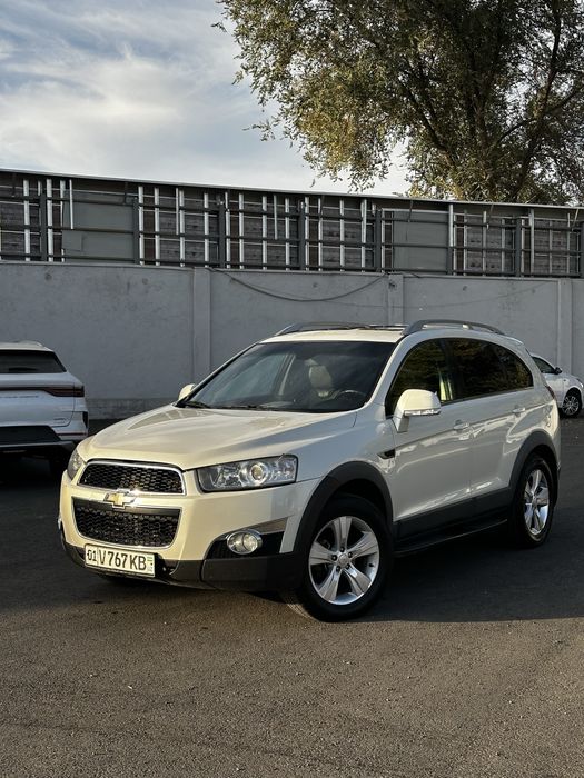 Chevrolet Captiva 2012 MT