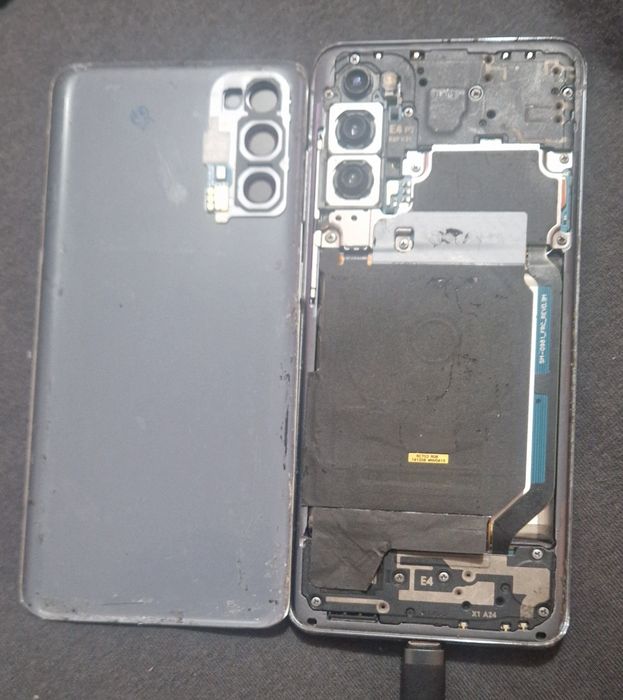Samsung S20 pentru piese