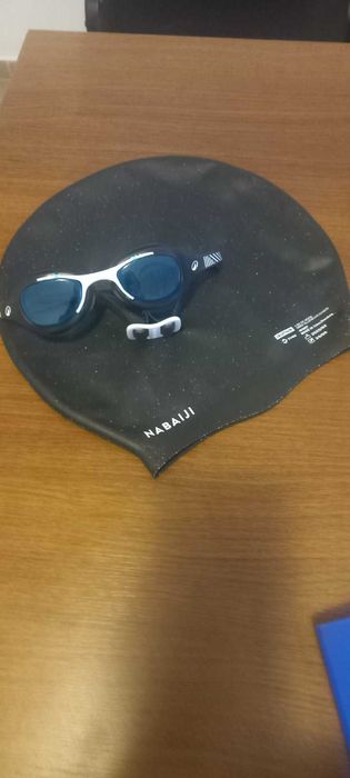 Очила за плуване