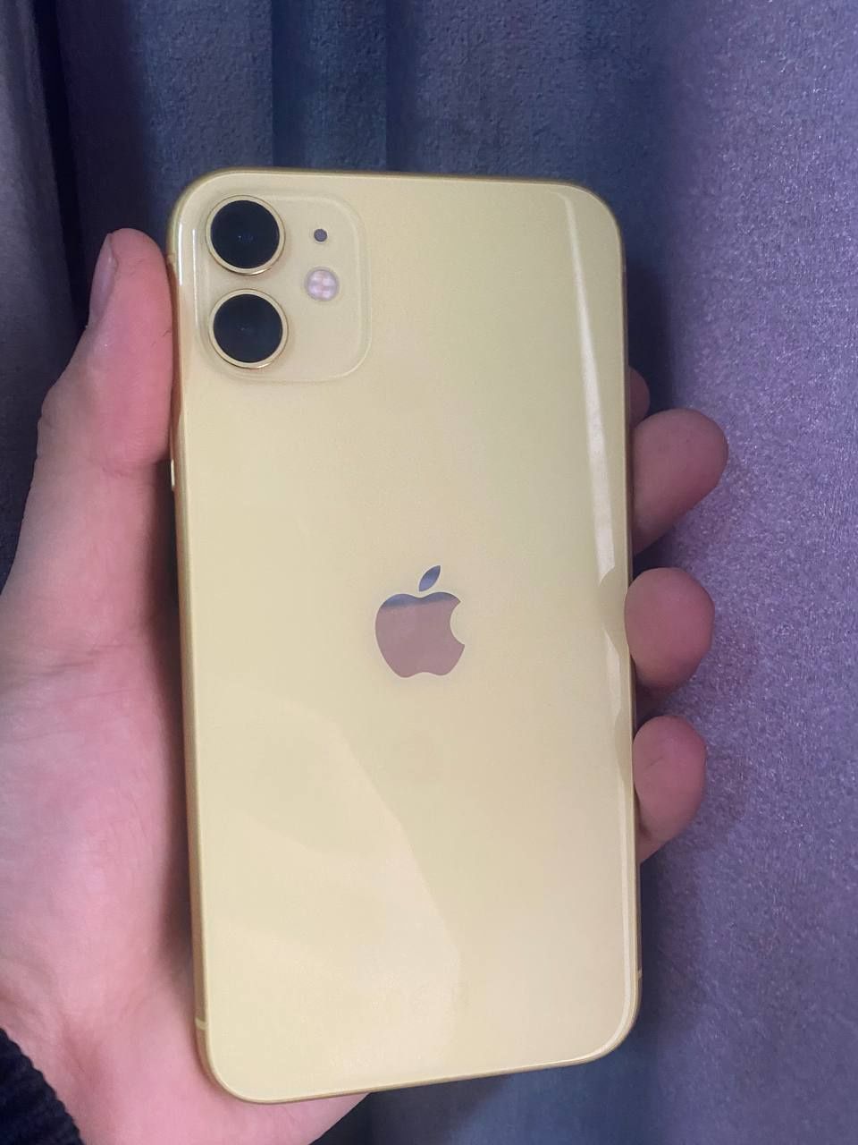 Iphone 11  срочно