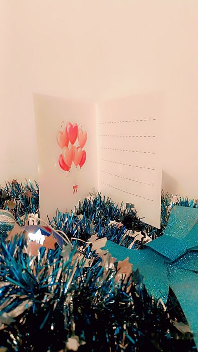 Felicitare de Crăciun stil mozaic cu diamante – model glob floral