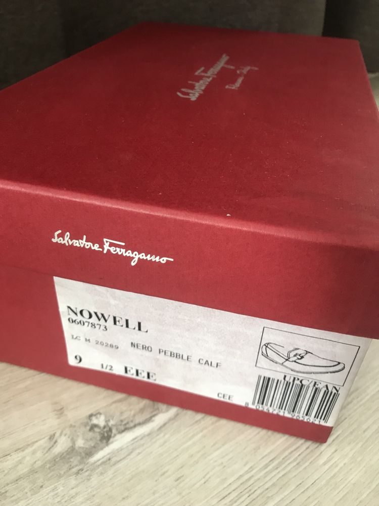 Pantofi Ferragamo