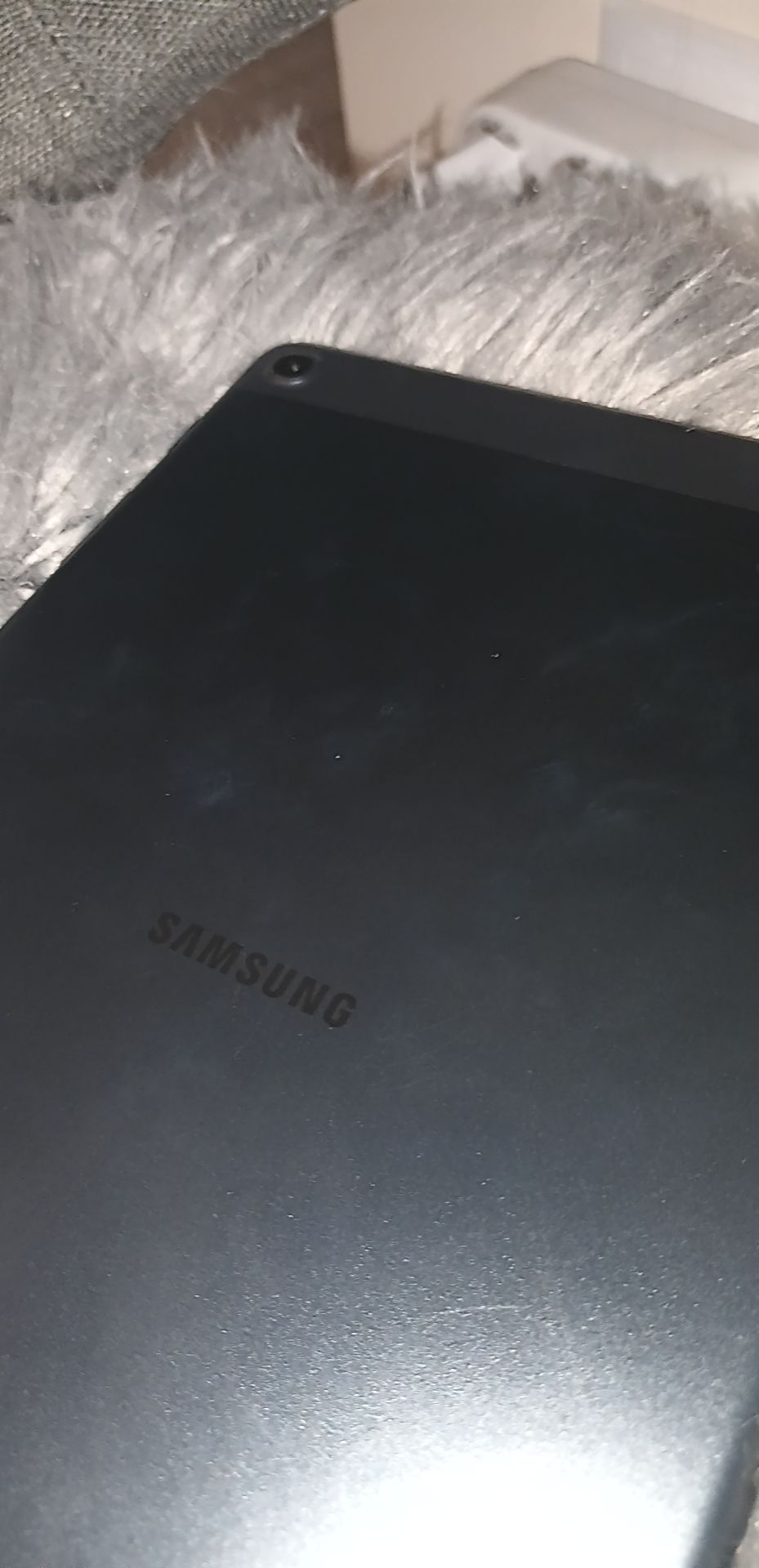 Galaxy Tab A , condiție ca nou , culoare gri cu husa potrivita