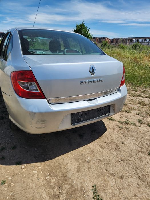 Vând piese renault clio symbol