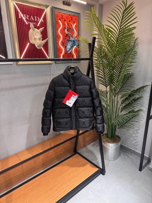 Мъжко Яке Hugo