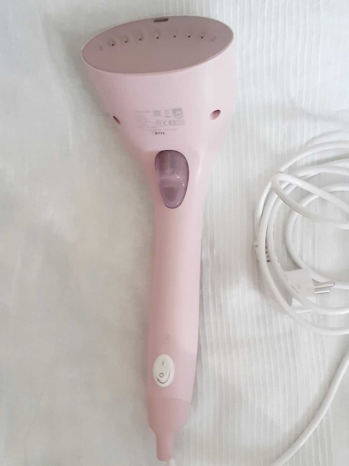 Уред Philips GCS299 за вертикално гладене с пара