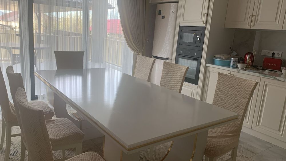 Стол сатылады срочно