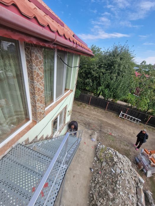 Scari metalice galvanizate