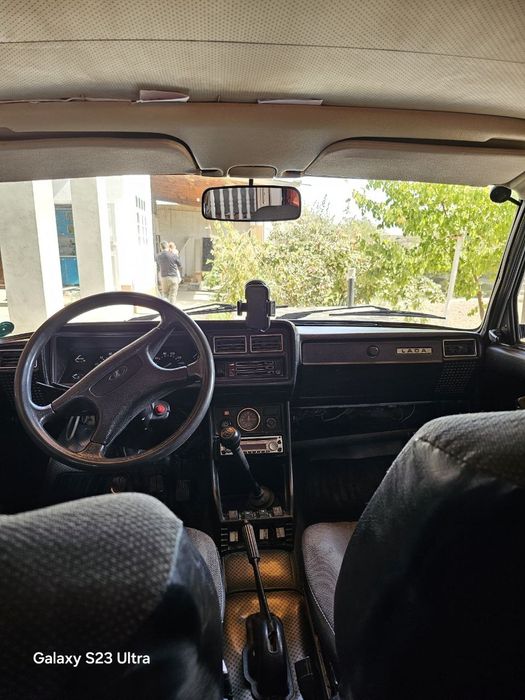 Vaz2104 sotiladi yili 2011