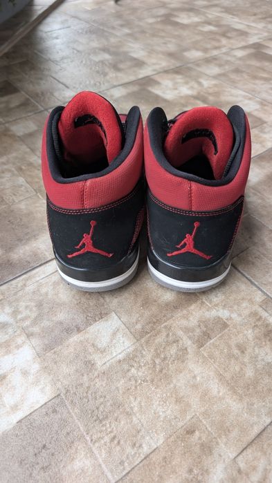 Оригинални кецове Nike Flystepper 2k3 и Nike Jordan