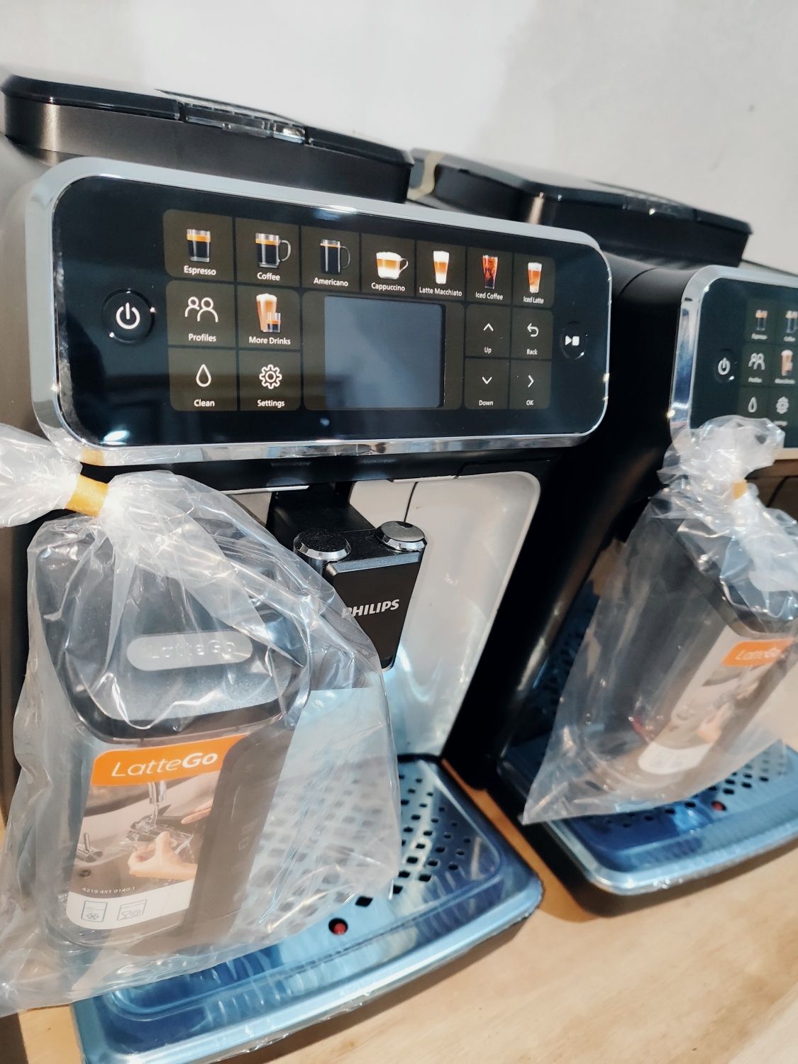 Espressor automat Philips Seria 5500 EP5541/50