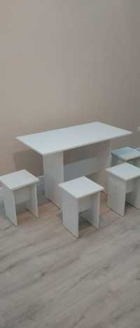 Новые кухнные столы и стулья