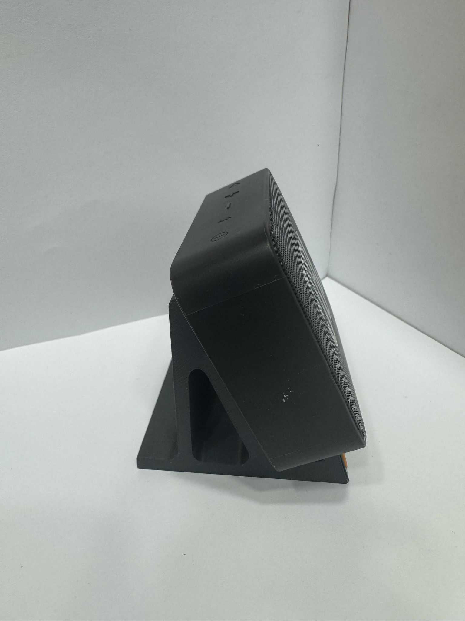 Hope Amanet P1/Boxa Portabila JBL GO 2