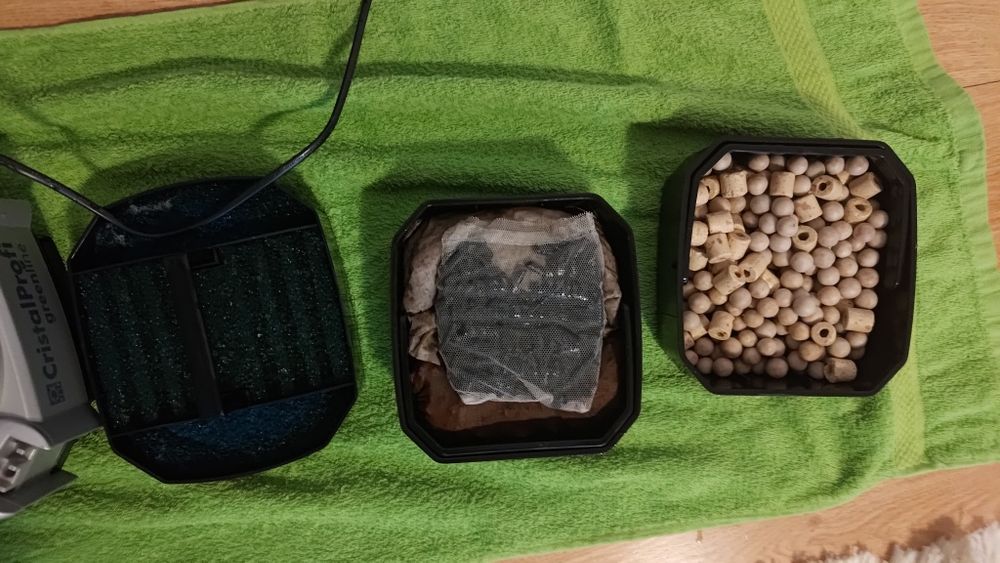 Vând filtru acvariu e701