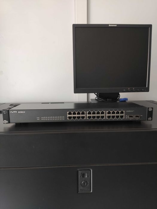 Zyxel GS1900-24 Switch cu Management Stare Perfecta