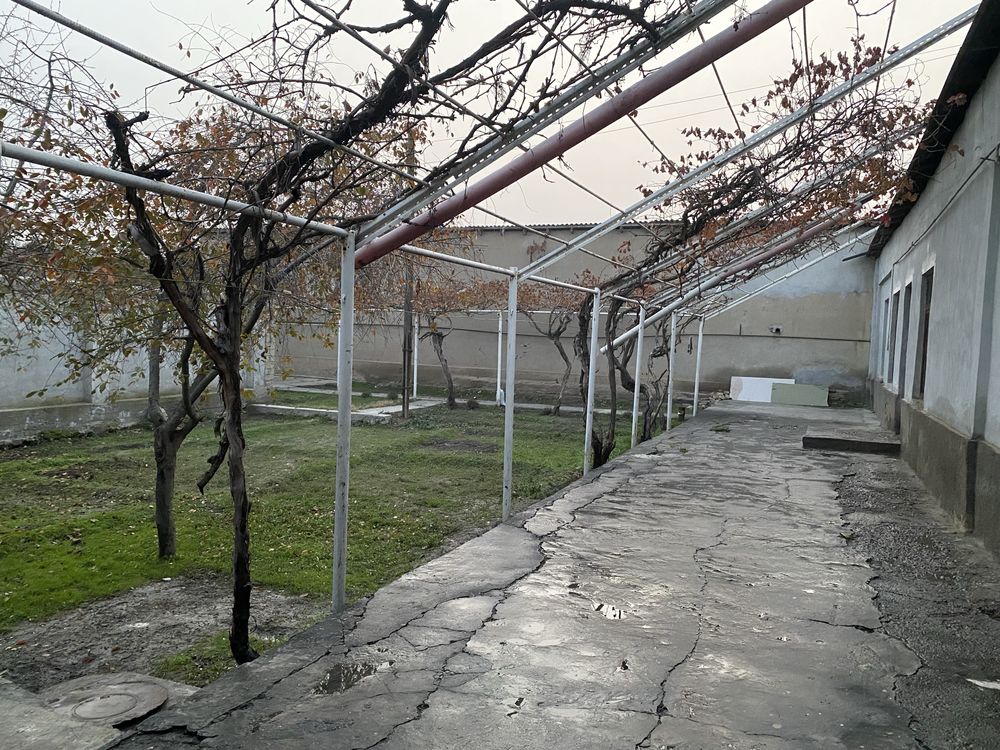 Уй сотилади Срочно