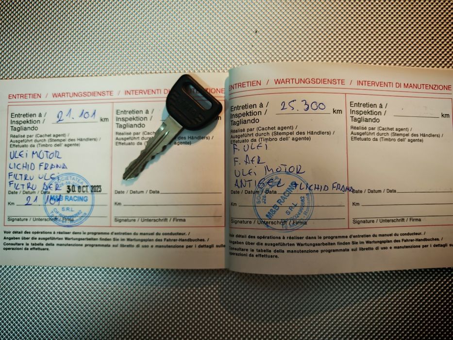 Vănd Honda NC(nd] 750 automat dsg 4900€