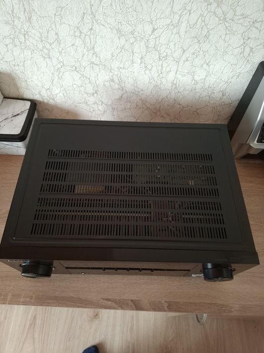 Ресийвър Pioneer VSX 827 и колонки.