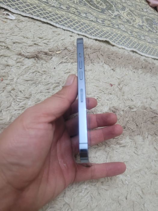 Айфон 13 про в отличном состоянии