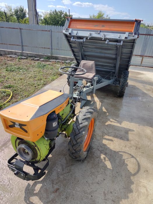 Vând motocultor 4x4 motor  lombardini 18 cai