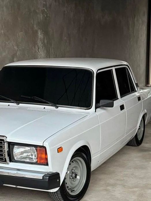 Vaz 007. Hamma narsasi bor.