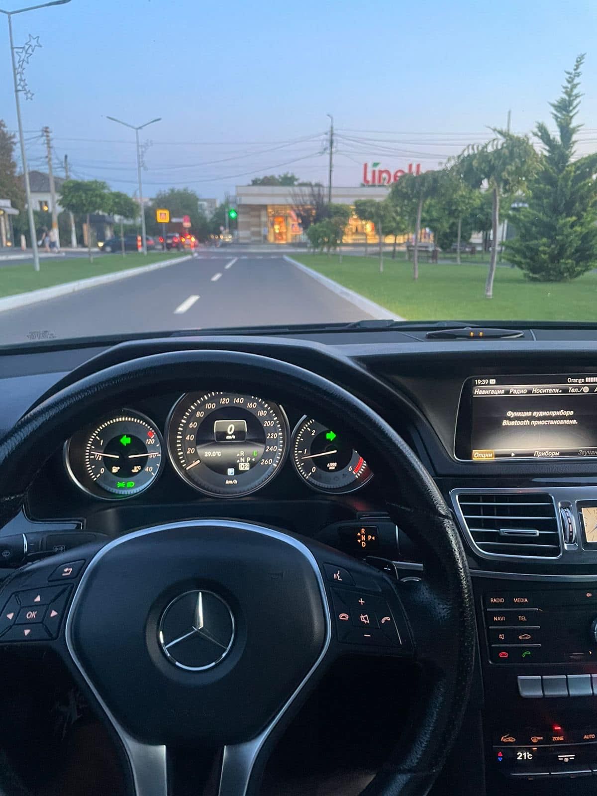 Mercedes Benz e220