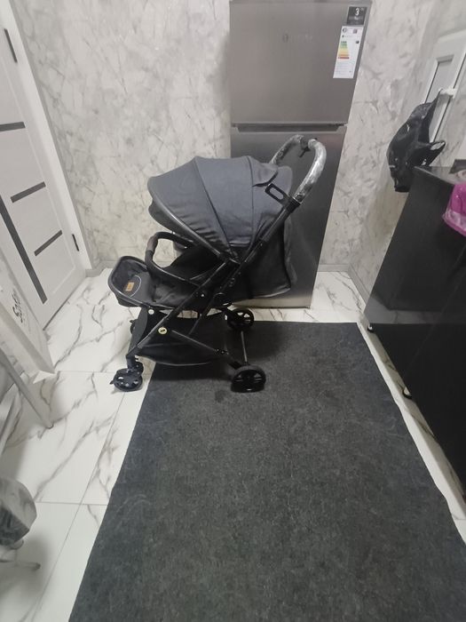 Продаётся чемодан коляска Кидило