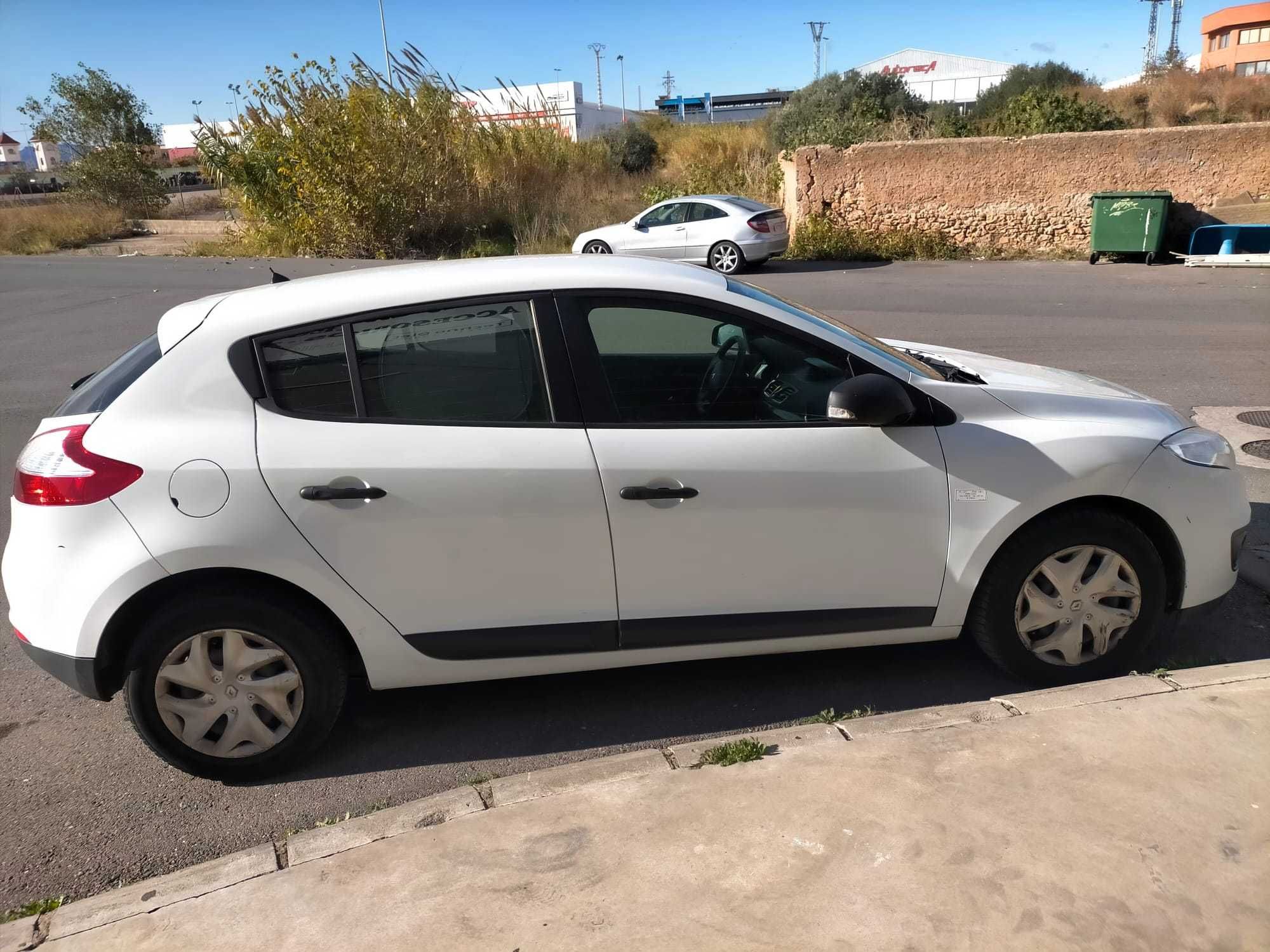 RENAULT MEGANE 3 (III) MOTOR 1.5 TDI diesel , AN 2013, KM 316.000 km