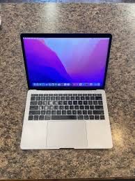 Macbook Air Apple