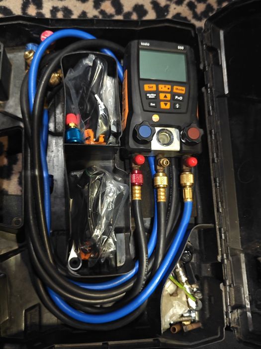 Manifold digital Testo 550 cu Bluetooth