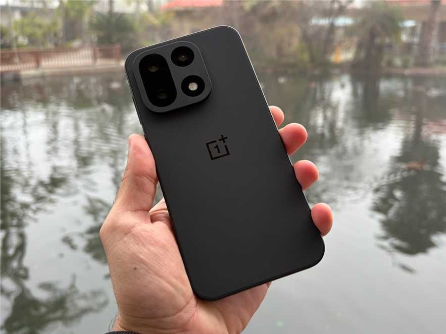 OnePlus 15 5G 7300mAh 12/256GB