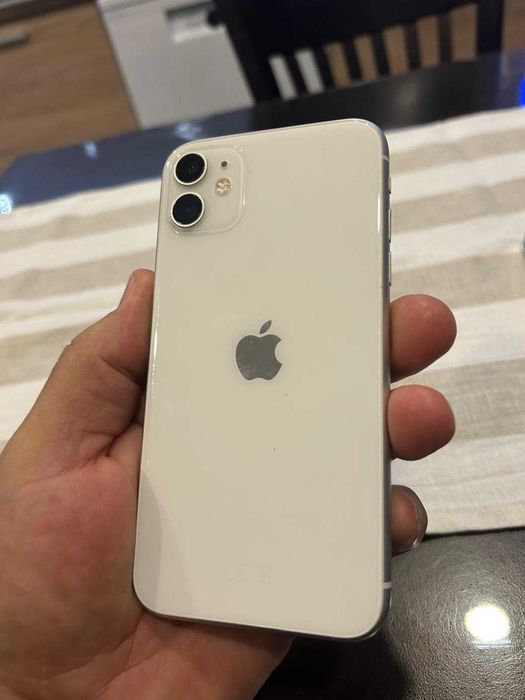 Iphone 11 64 GB БЯЛ