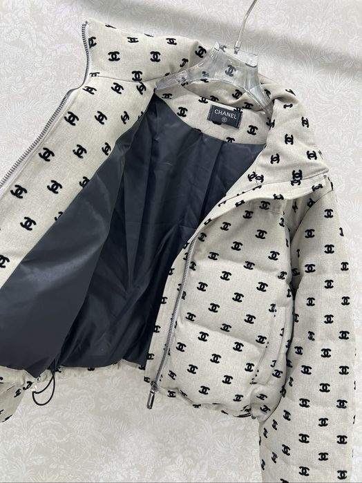 Зимно яке C.H.A.N.E.L намалено