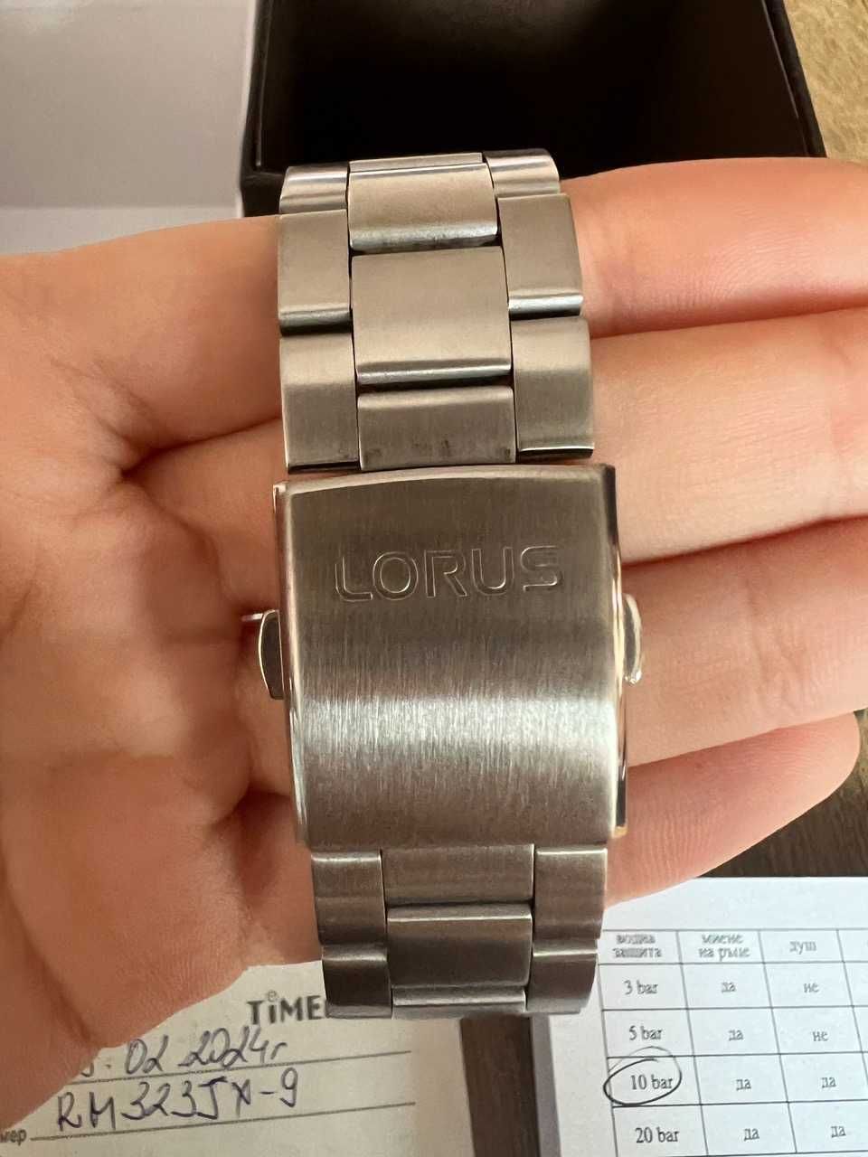 Lorus watches RM323JX9 Watch - Silver 42 mm