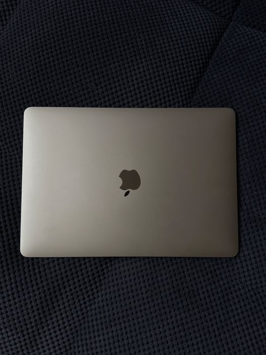 MacBook Air 13 2019, 128 ГБ