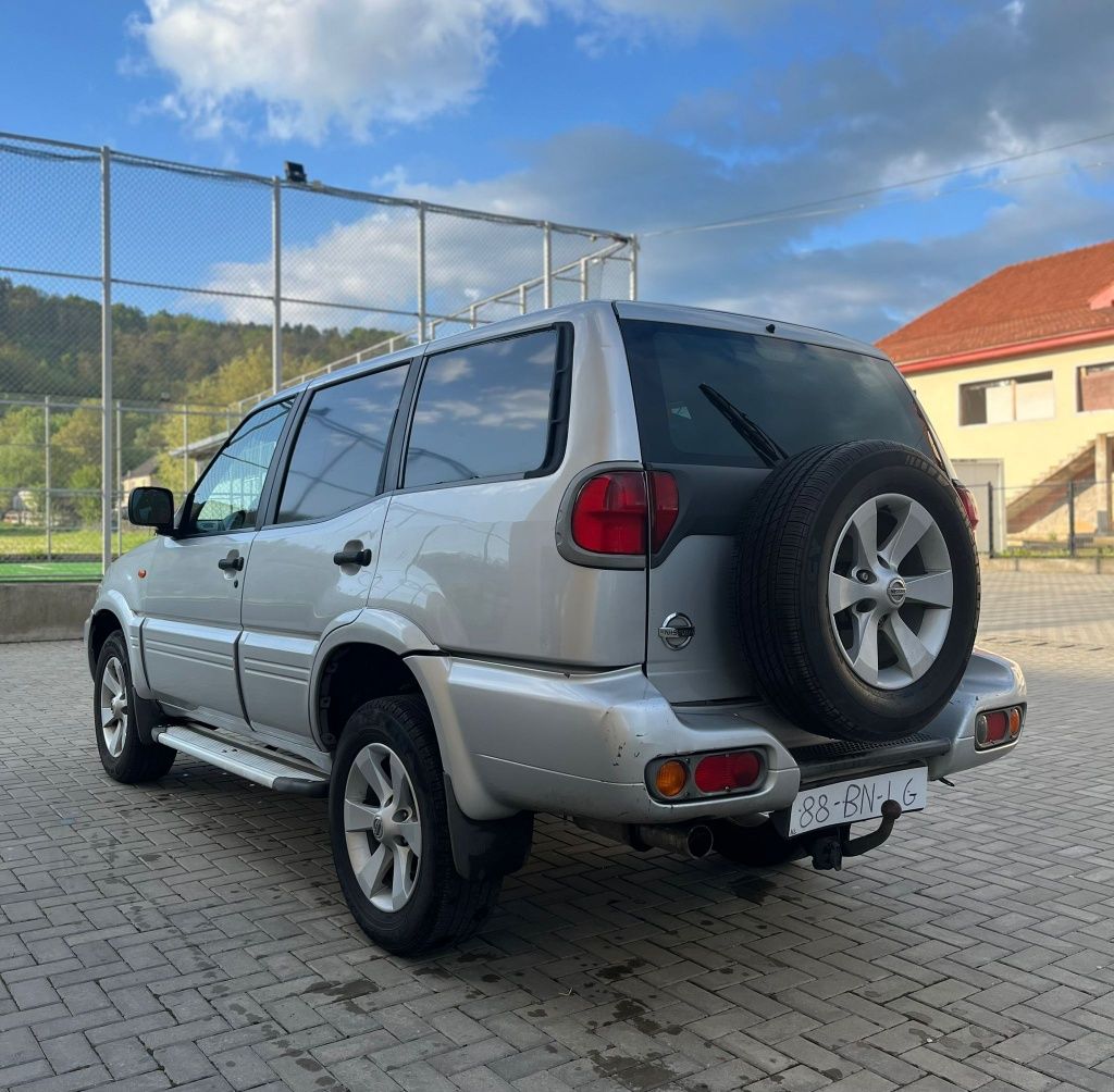 Nissan Terrano 2 Autoutilitar