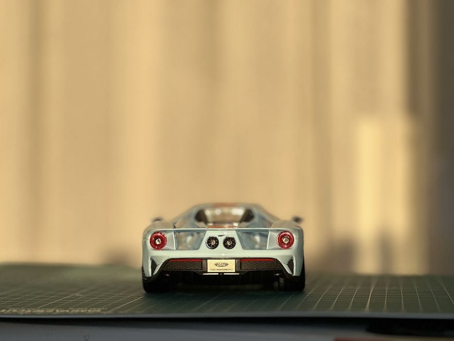 Macheta 1:18 Ford GT Gulf livery Maisto, nu Kyosho, Autoart sau Cmc
