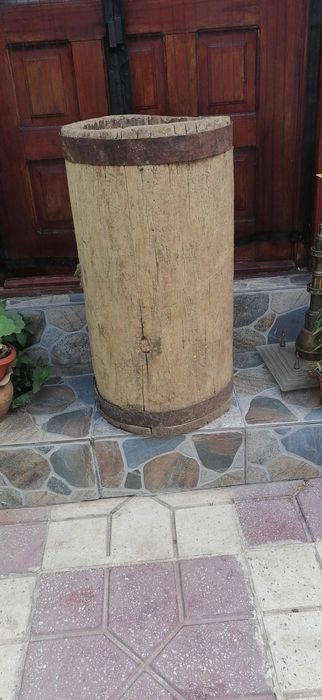 butoi  din trunchi  de  copa 60  x30 cm pret 280  lei