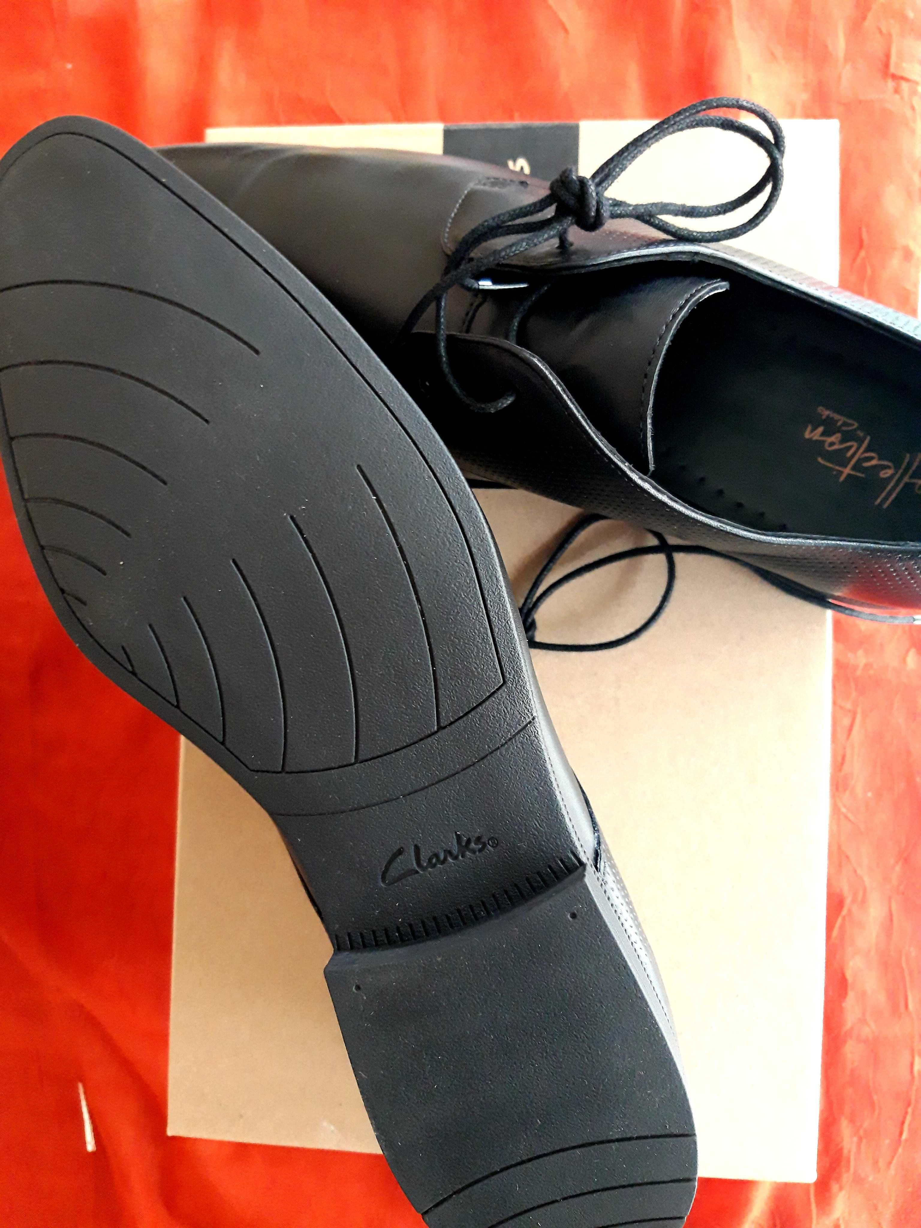 Официални обувки Clarks