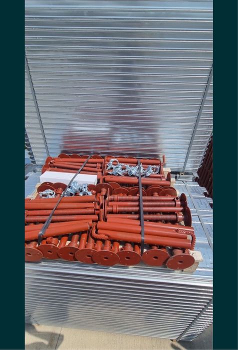 Schela metalica model italian de inchiriat