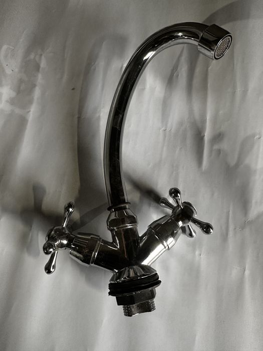 Смеситель Кран НОВЫЙ