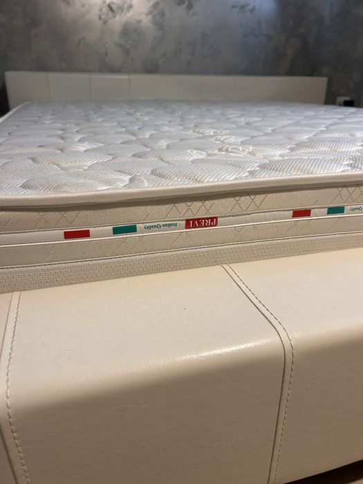 Vand pat tapitat piele ecologica 160 x 200 cm +saltea+2 noptiere