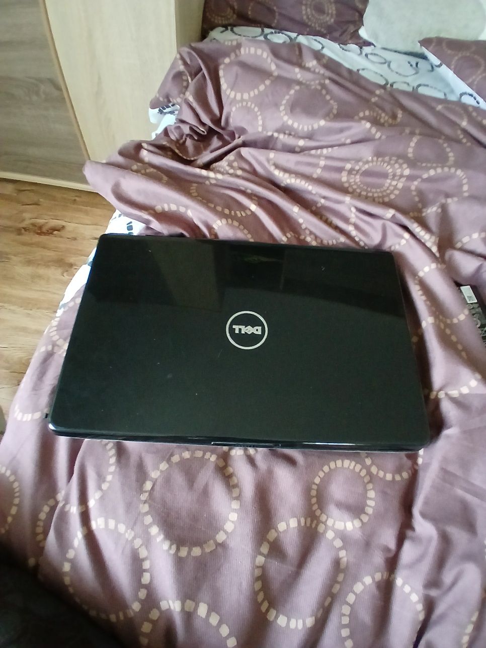 Vând laptop Dell pe piese